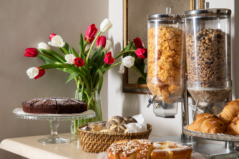 Sala colazioni accogliente e luminosa - The Galileo Hotel, BZAR hotels a Firenze